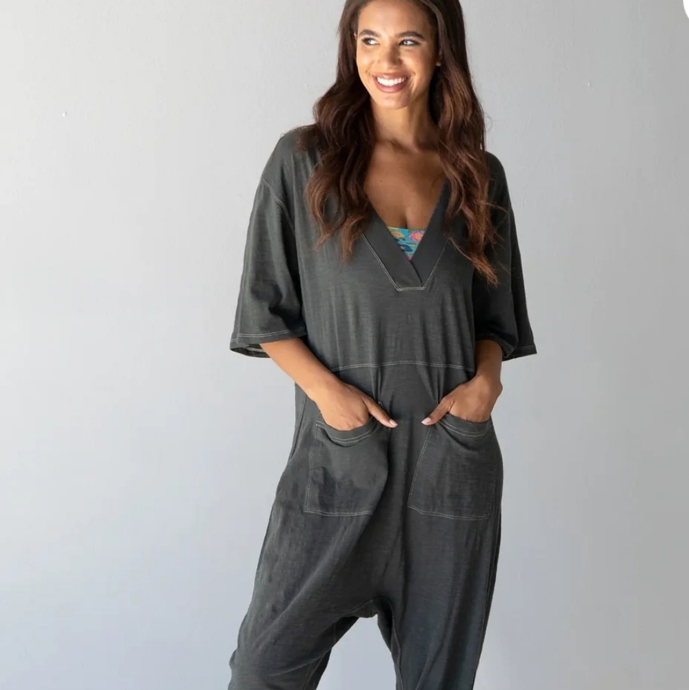 Natural Life Charlie V Neck Jumpsuit Size L 100% Cotton